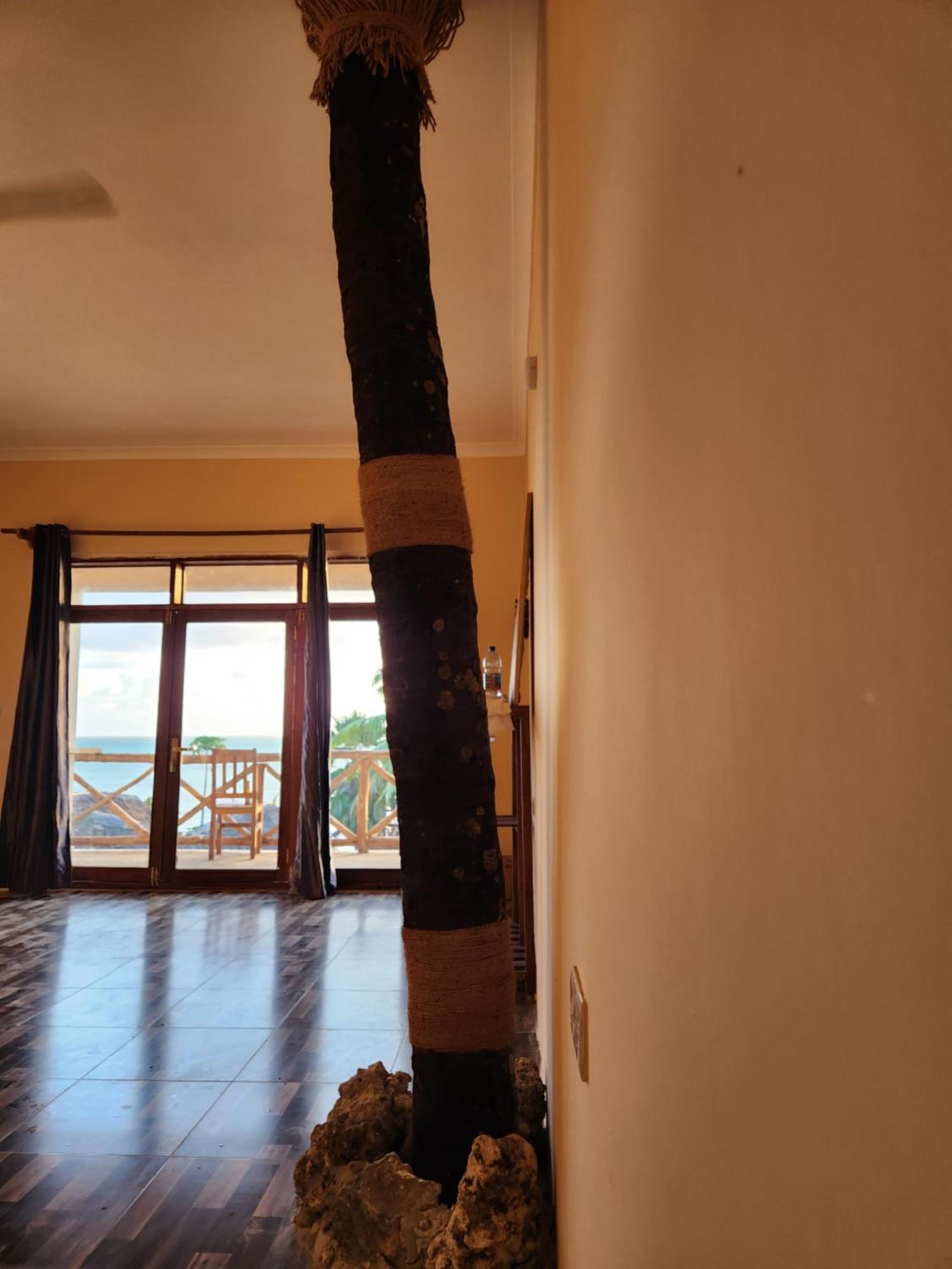 Hotel Two Palms à Jambiani  Extérieur photo